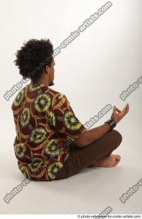 06 2018 01 GARSON AFRICAN SITTING POSE MEDITATION